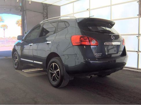 Used 2014 Nissan Rogue S w/ Convenience Package image 7
