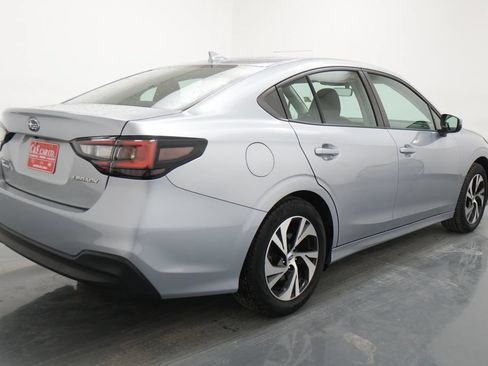 Used 2024 Subaru Legacy Premium AWD/4WD image 9
