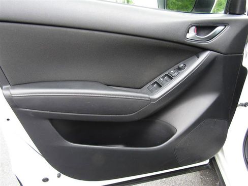 Used 2016 MAZDA CX-5 Sport image 9