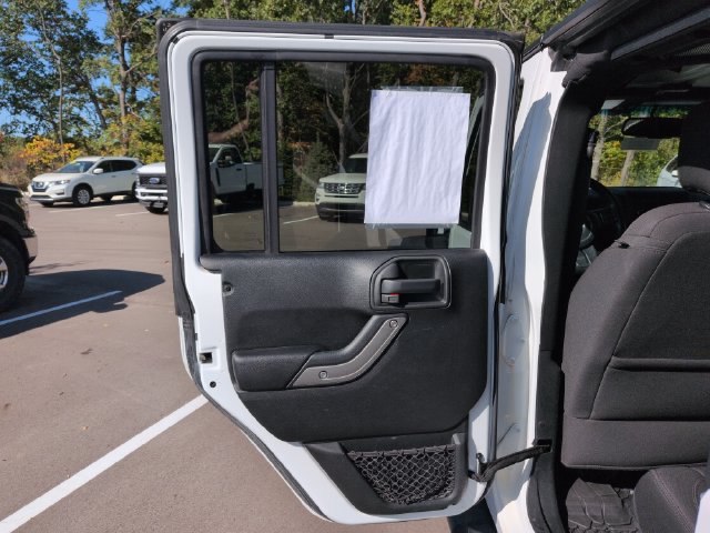 Used 2018 Jeep Wrangler Unlimited Sport AWD/4WD image 21