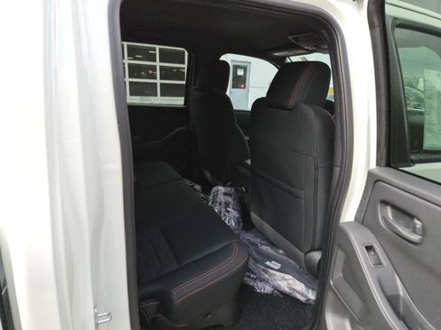 New 2026 Nissan Frontier PRO-4X w/ Pro-4x Convenience Package image 14