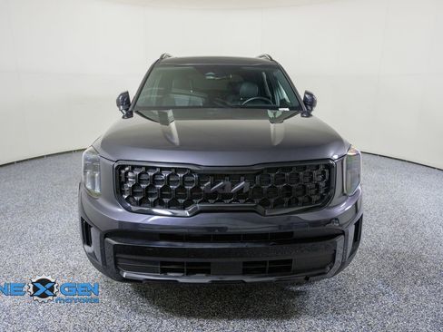Used 2025 Kia Telluride EX X-Line AWD/4WD image 2