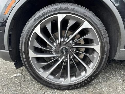 Used 2022 Lincoln Aviator Reserve w/ Equipment Group 201A RWD image 30