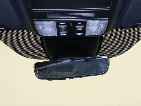 Used 2025 Honda Odyssey Sport-L image 24