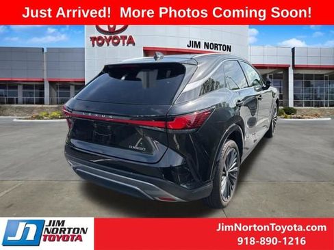 Used 2025 Lexus RX 350 Premium w/ Convenience Package image 5