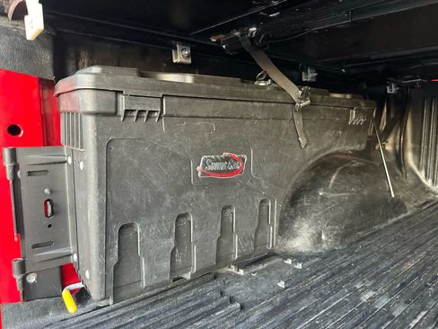 Used 2013 Ford F150 Raptor w/ SVT Exterior Graphics Pkg image 14