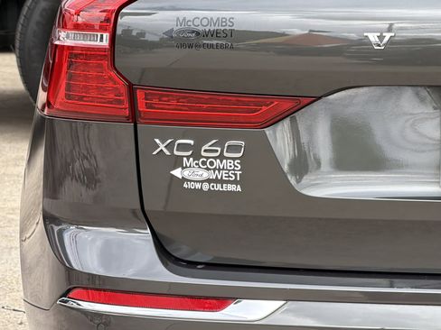 Used 2021 Volvo XC60 T5 Inscription FWD image 8