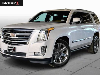 Used 2017 Cadillac Escalade Platinum