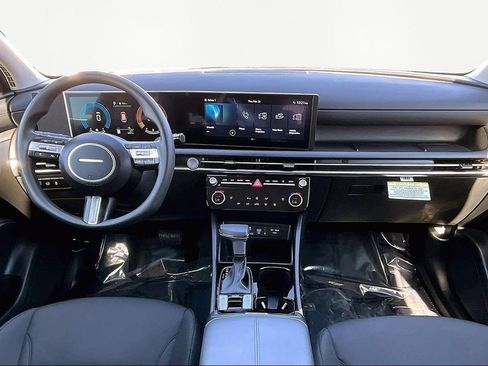 Used 2025 Hyundai Tucson SEL image 16