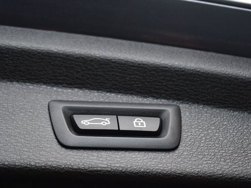 Used 2018 BMW X2 sDrive28i w/ Convenience Package image 9