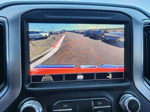 Used 2020 GMC Sierra 1500 Elevation w/ Elevation Value Package image 19