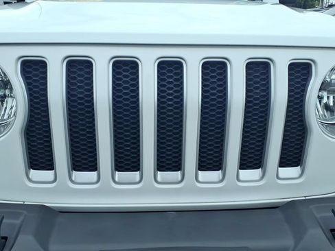 Certified 2022 Jeep Wrangler Unlimited Sahara w/ Cold Weather Group AWD/4WD image 12