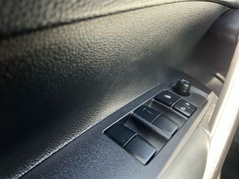 Used 2026 Toyota Corolla Cross AWD Hybrid image 19