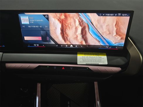 Certified 2025 BMW X3 xDrive30i w/ Convenience Package image 17