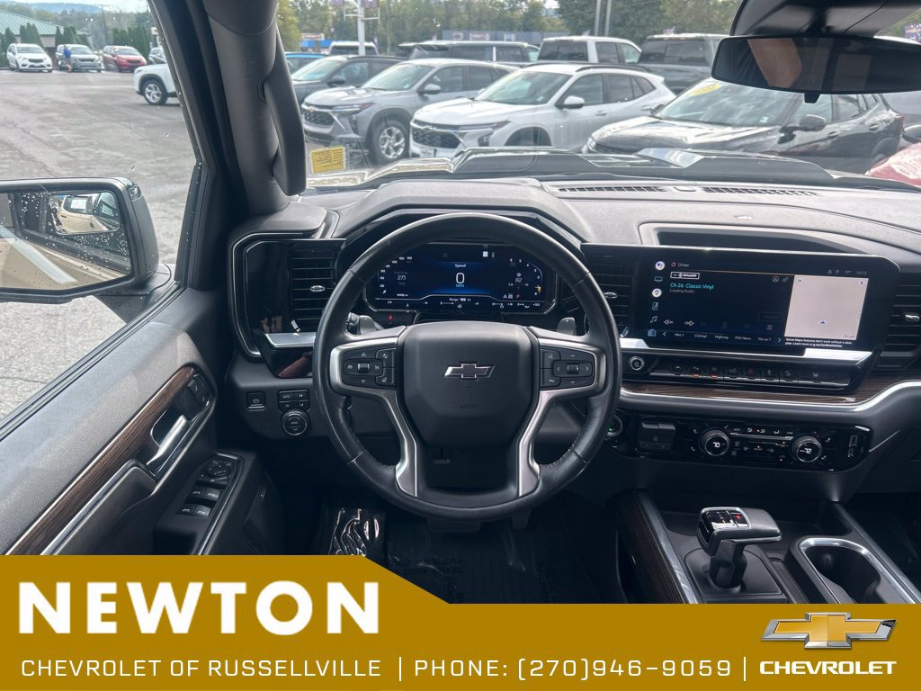 Used 2022 Chevrolet Silverado 1500 LT Trail Boss w/ LT Trail Boss Premium Package AWD/4WD image 20