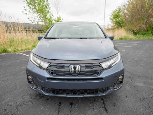 Used 2026 Honda Odyssey EX-L image 2