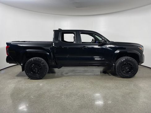 New 2026 Toyota Tacoma SR5 AWD/4WD image 2