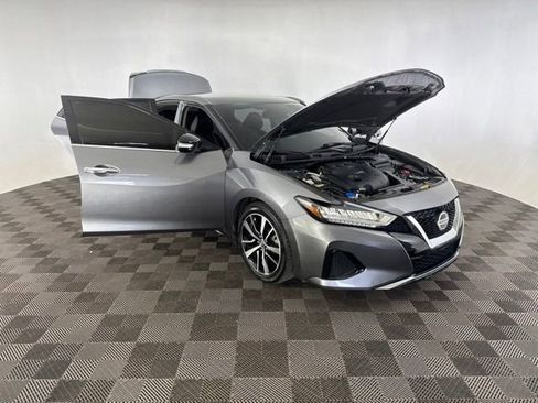 Used 2021 Nissan Maxima 3.5 SV w/ Floor Mat Group FWD image 12