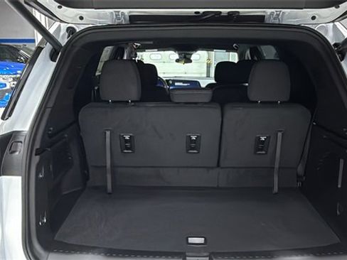 New 2026 Chevrolet Traverse LT image 6