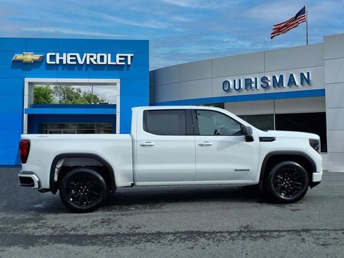 Used 2024 GMC Sierra 1500 Elevation image 2