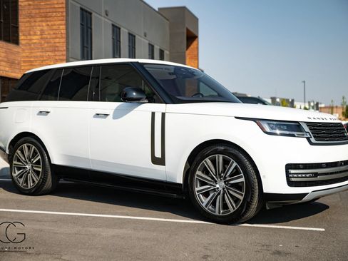 Used 2023 Land Rover Range Rover SE AWD/4WD image 17