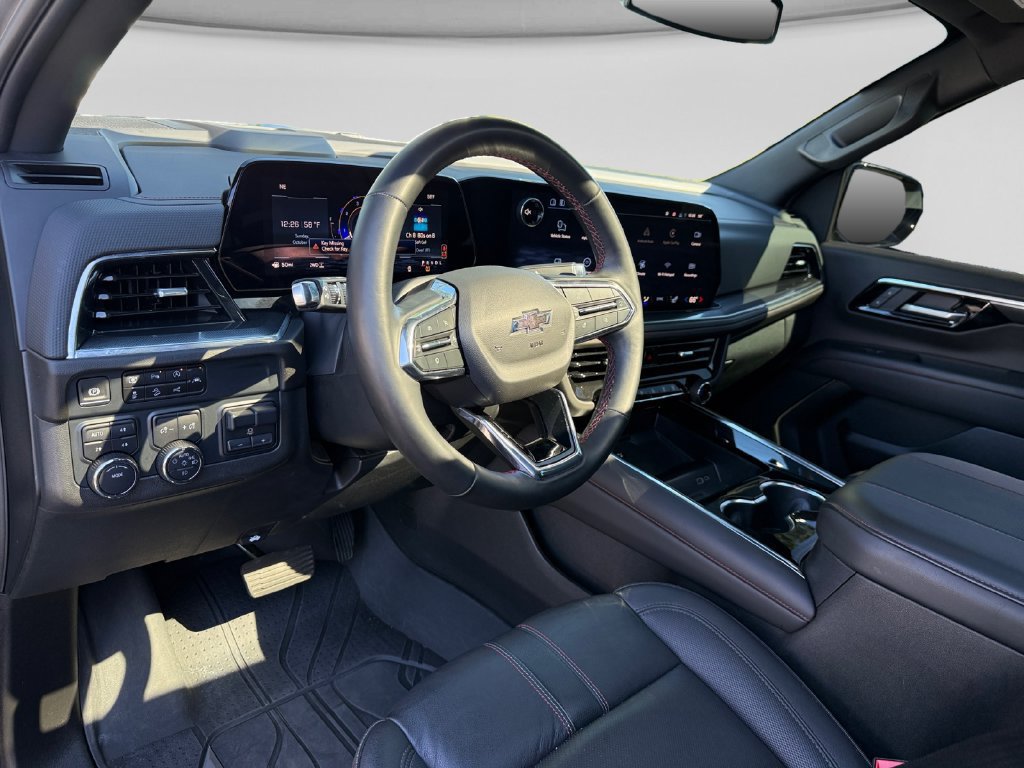 Used 2025 Chevrolet Suburban RST w/ Comfort Package AWD/4WD image 12