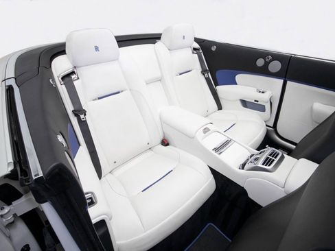 Used 2017 Rolls-Royce Dawn image 63