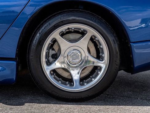 Used 1996 Dodge Viper GTS image 30