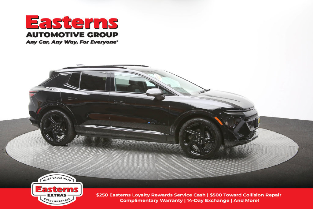 Used 2024 Chevrolet Equinox EV RS FWD image 46
