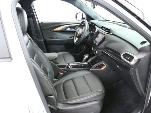 Used 2023 Chevrolet TrailBlazer ACTIV w/ Sun and Liftgate Package AWD/4WD image 27