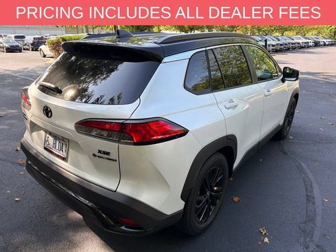 Used 2026 Toyota Corolla Cross AWD Hybrid w/ Convenience Package image 15