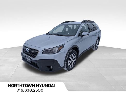 Used 2020 Subaru Outback Premium image 1