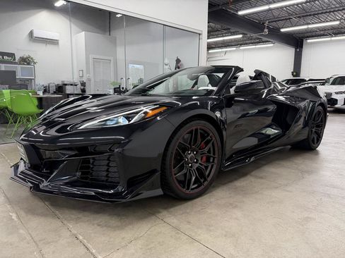 Used 2023 Chevrolet Corvette Z06 RWD image 21