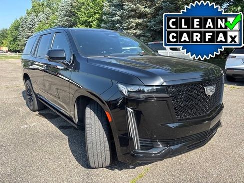 Used 2024 Cadillac Escalade Sport w/ LPO, ONYX Package AWD/4WD image 2
