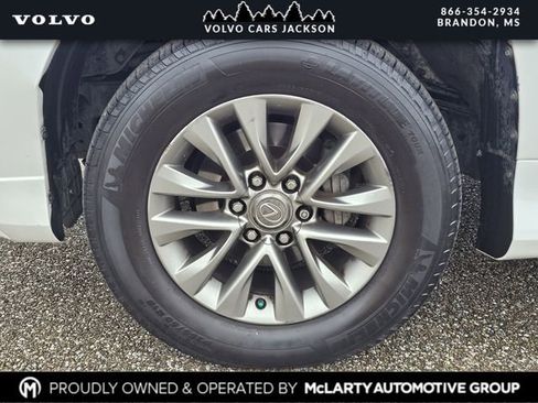 Used 2015 Lexus GX 460 Luxury image 31