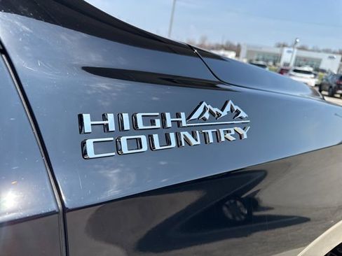 New 2026 Chevrolet Tahoe High Country AWD/4WD image 8