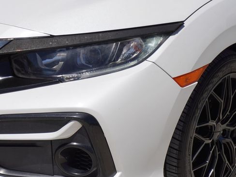 Used 2020 Honda Civic LX image 2