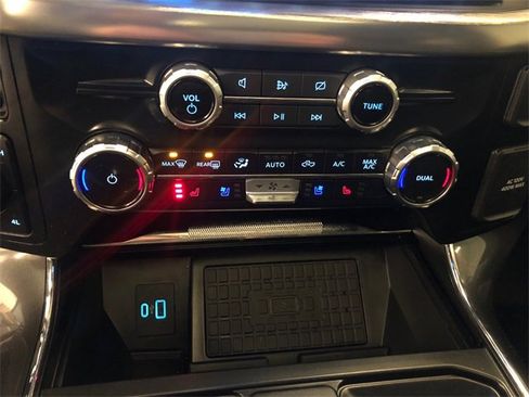 Used 2023 Ford F150 Lariat w/ Equipment Group 502A High image 28