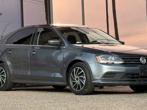 Used 2017 Volkswagen Jetta S image 17