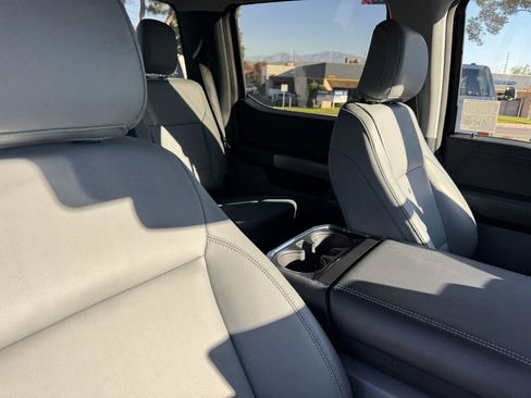 Used 2025 Ford F150 Lightning Flash image 8