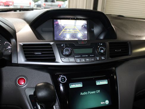 Used 2014 Honda Odyssey EX-L image 15