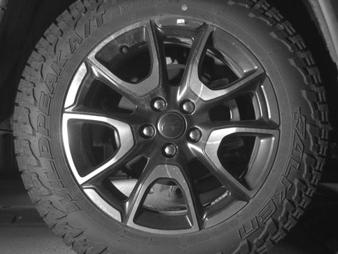 Used 2025 Jeep Compass Trailhawk AWD/4WD image 15