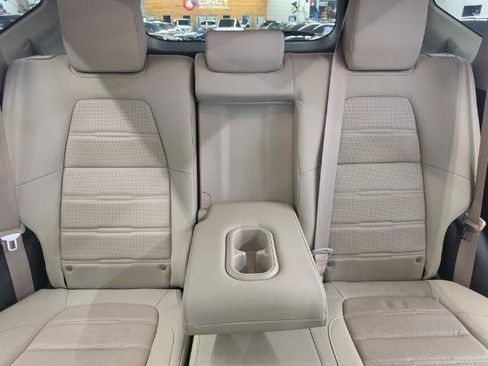 Used 2022 Honda CR-V Touring image 39