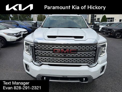 Used 2023 GMC Sierra 3500 Denali AWD/4WD image 2