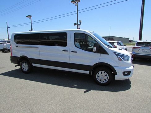 Used 2023 Ford Transit 350 XLT RWD image 5
