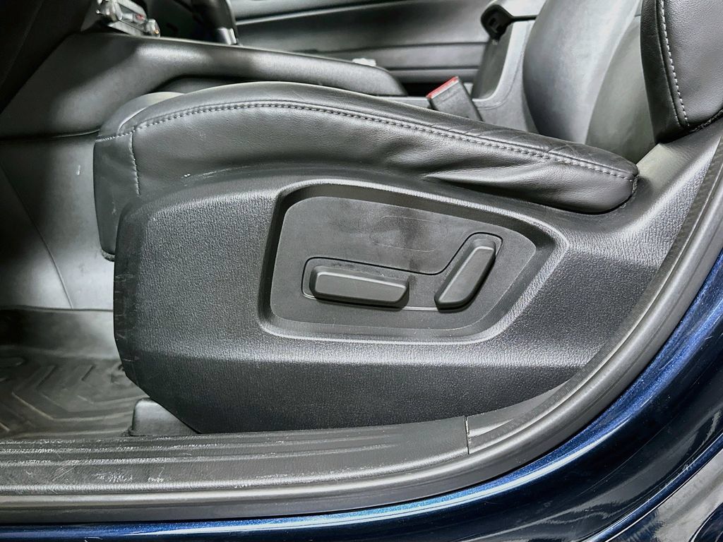 Used 2020 MAZDA CX-5 Touring FWD image 23