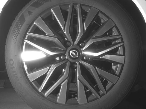 Used 2025 Nissan Altima 2.5 SV image 15