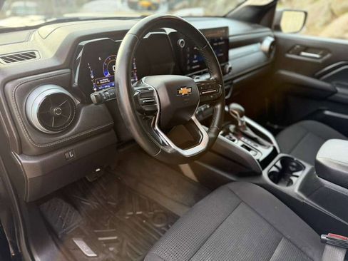 Used 2023 Chevrolet Colorado LT image 15