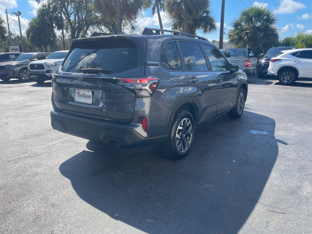 Used 2026 Subaru Forester Premium AWD/4WD image 6