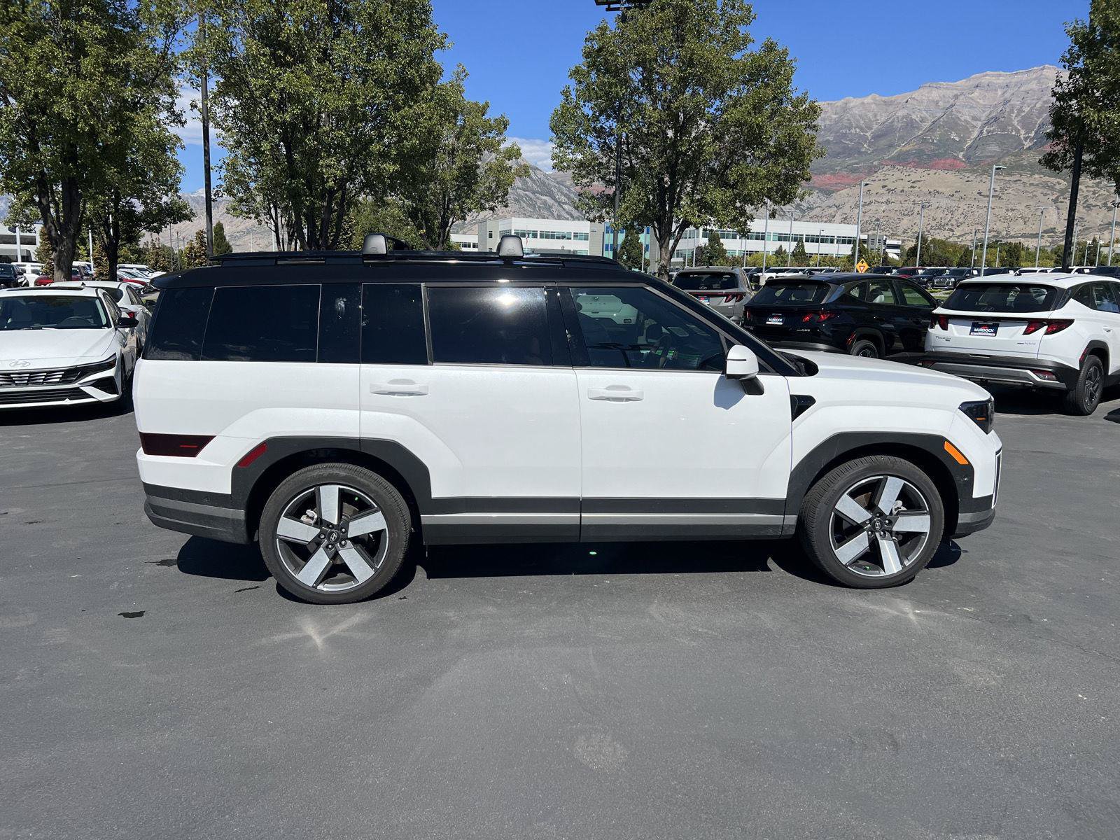 Certified 2025 Hyundai Santa Fe Limited AWD/4WD image 17